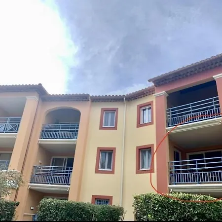 Bergerie Piscine, Clim, Balneo & Terrasse Appartement Hyères