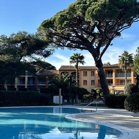 Bergerie Piscine, Clim, Balneo & Terrasse Appartement Hyères