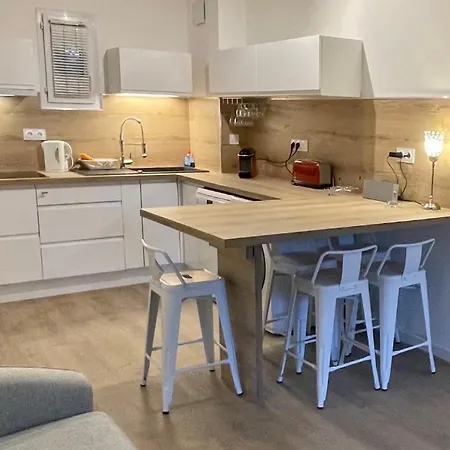 Bergerie Balneo Clim Piscine Appartement