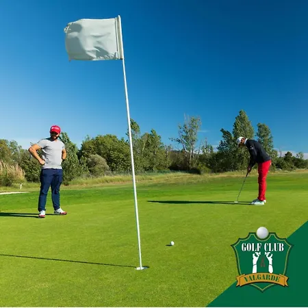 Bergerie Balneo Clim Piscine * Hyeres